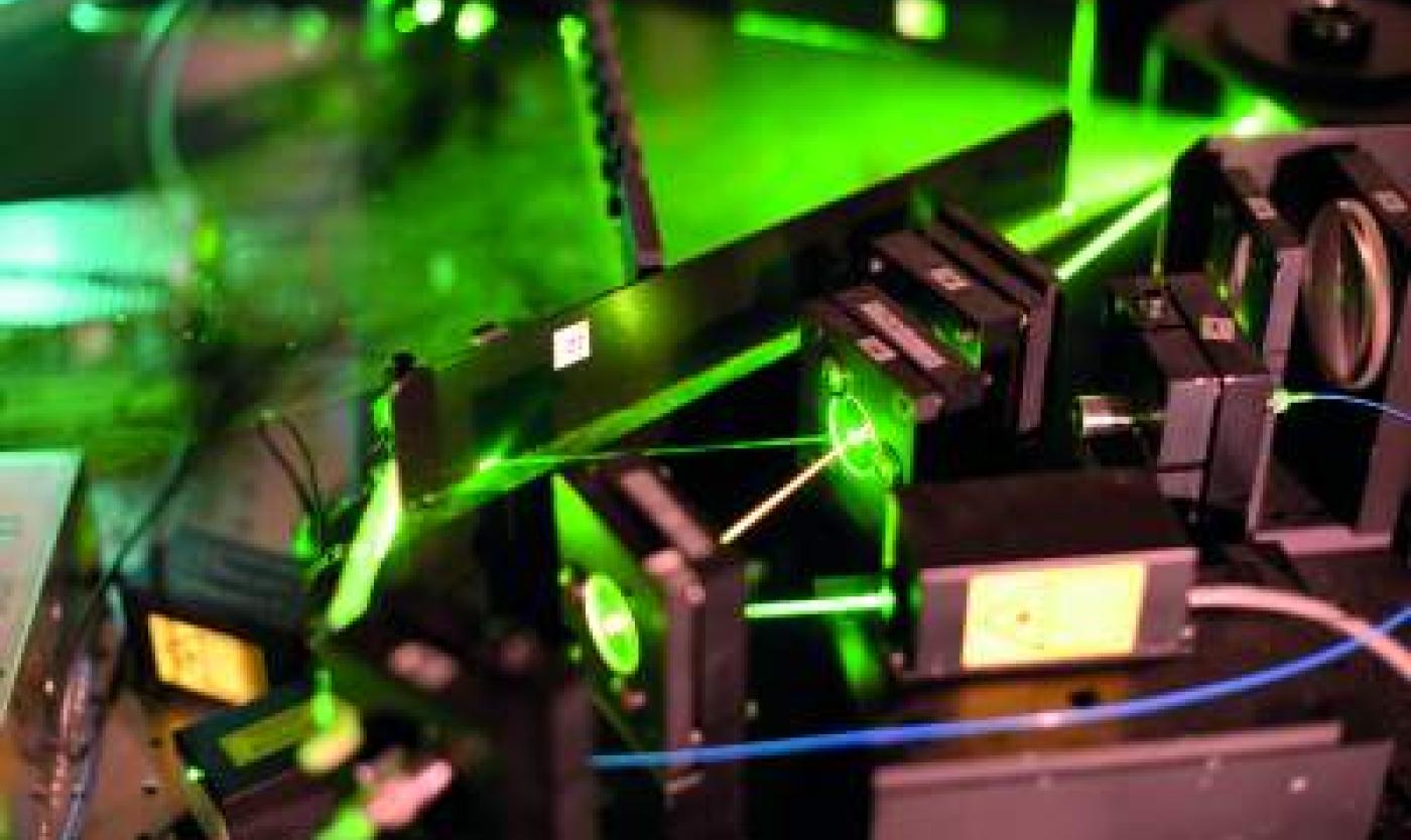 Laser fotonica Laser fotonica