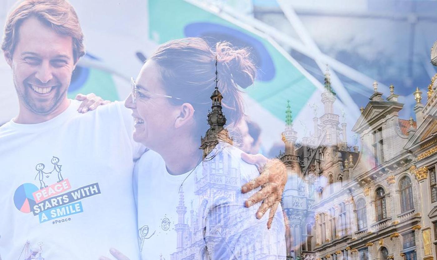 Header studeren Achtergrondfoto van studenten en Brussel