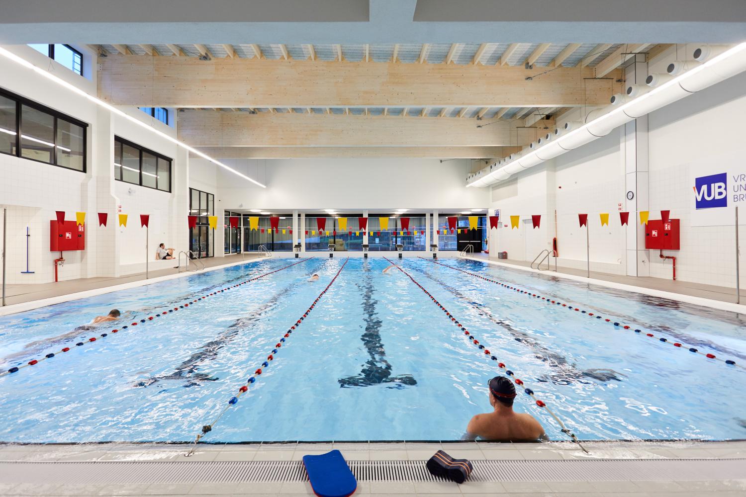 hoekpunt Componeren slang VUB Zwembad | Vrije Universiteit Brussel