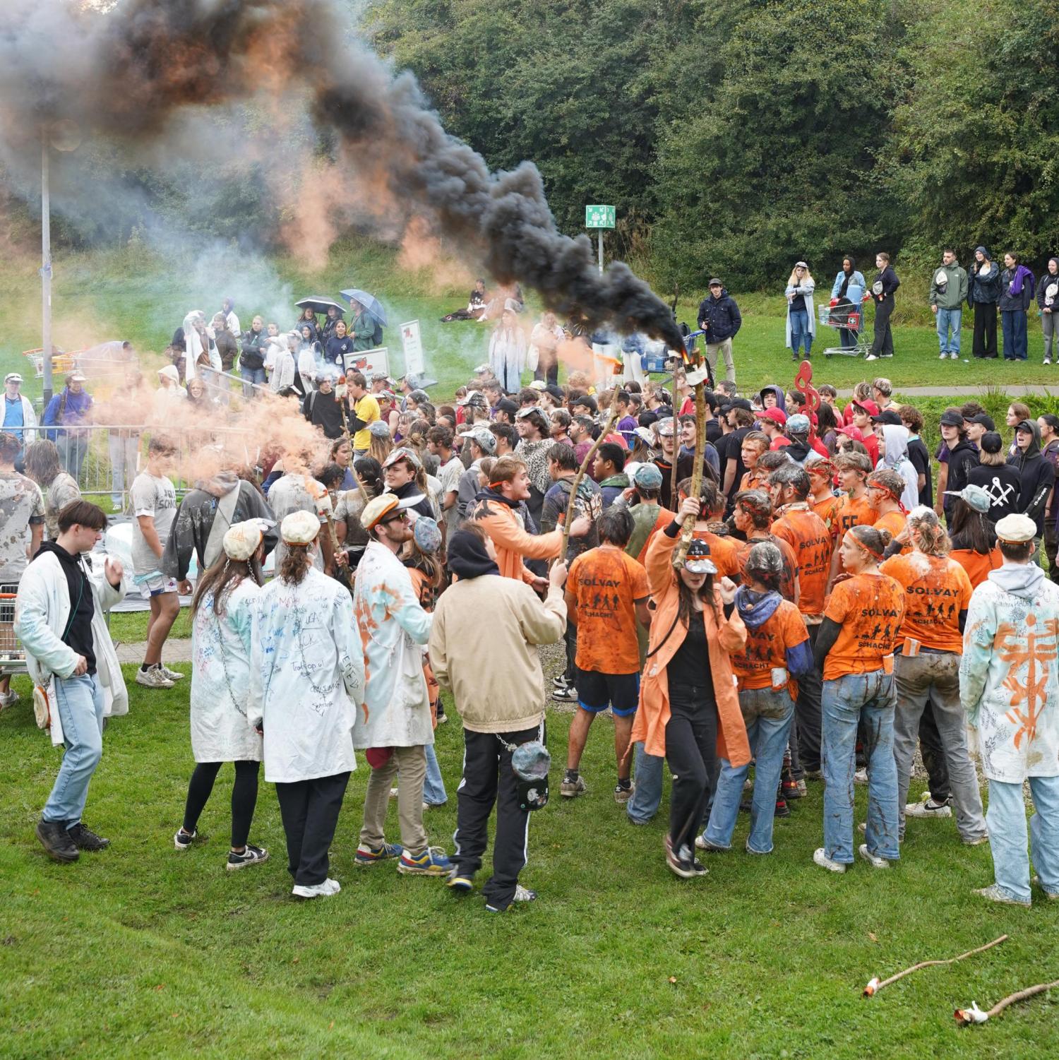 Vuurtje stoken op Spel zonder grenzen