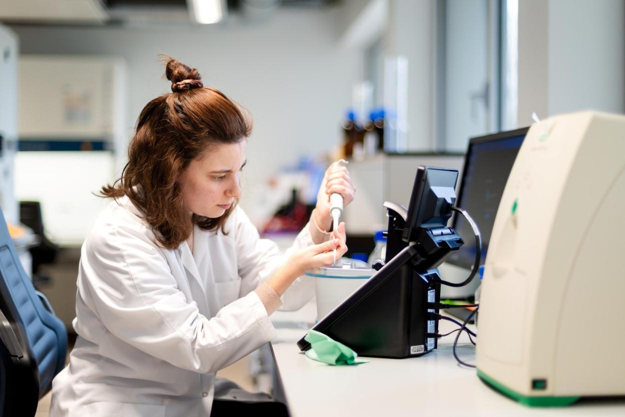 Bio incubator