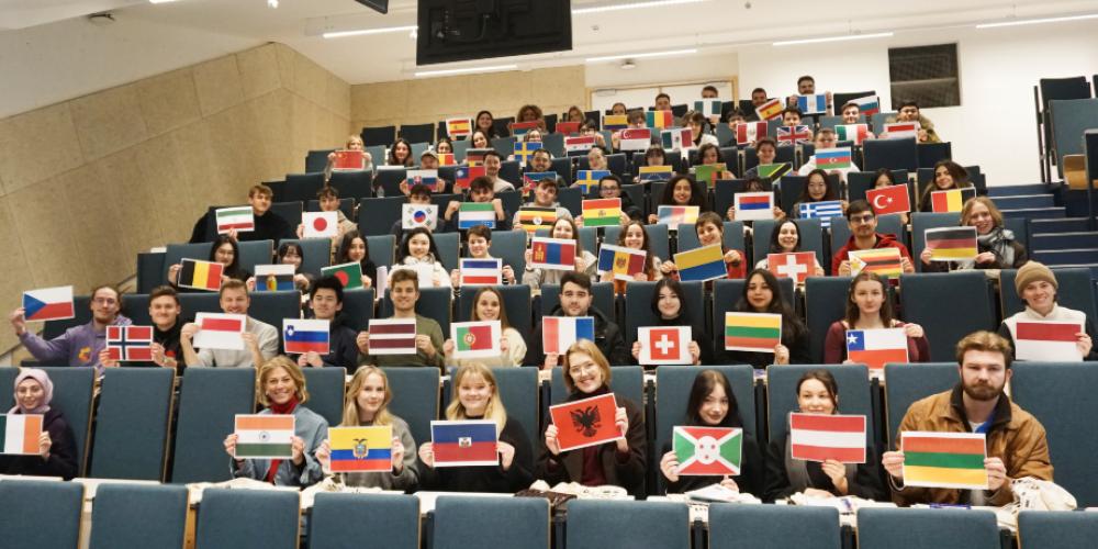 newly arrived international exchange students 