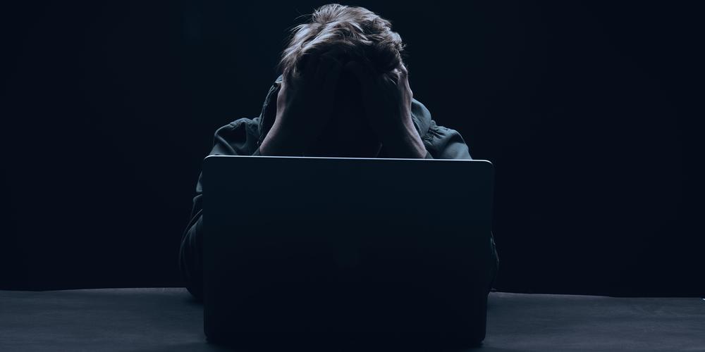 Laptop in prison