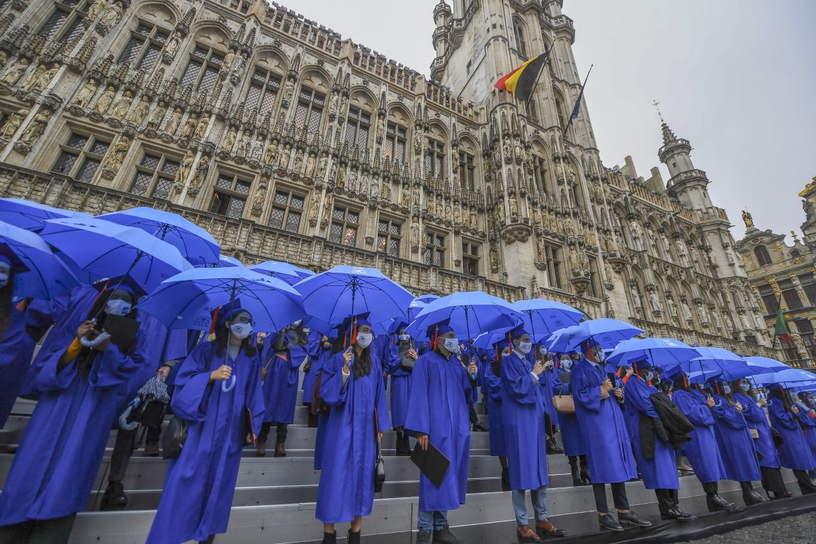 De Grote Markt ziet blauw